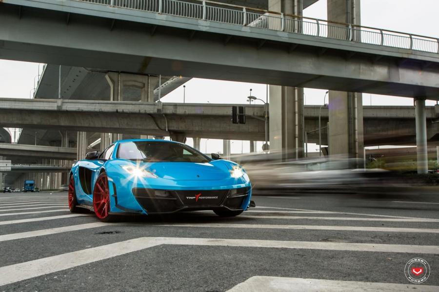  McLaren MP4-12C on Vossen Wheels (VPS-306) 2016 года  (фото 32 из 51)